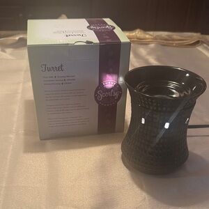 Scentsy Black Textured Candle Warmer